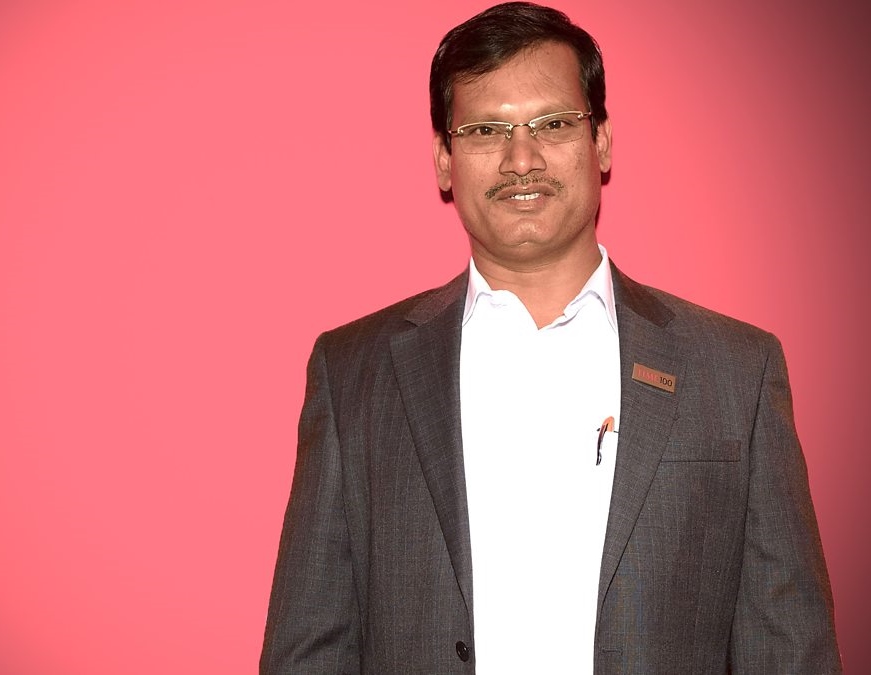 Arunachalam Muruganatham The Pad Man S Bold Move Has Created A Revolution Steemit He owns a jeep, a rugged car that will this is arunachalam muruganantham who invented a machine that allows women around the. arunachalam muruganatham the pad man s