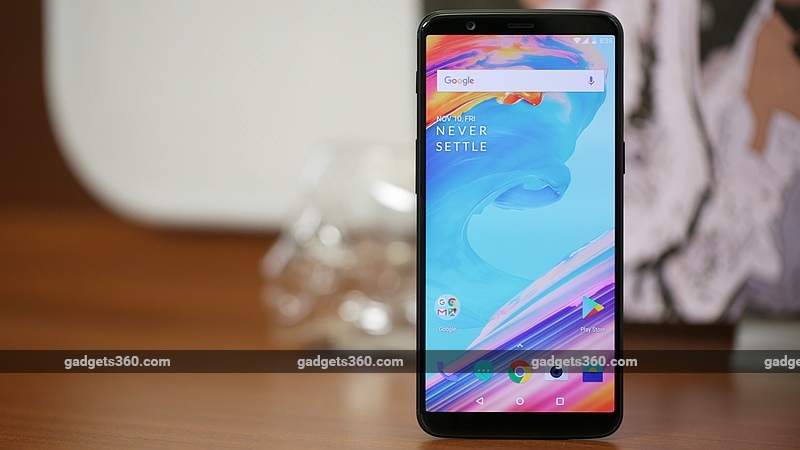 oneplus_5t_front_gadgets_360_1510840270297.jpg