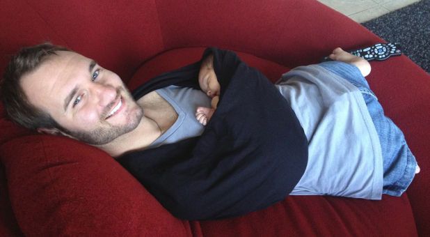 Nick-Vujicic-baby-Kiyoshi-Facebook.jpg
