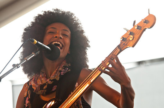 Esperanza-Spalding02-530.jpg