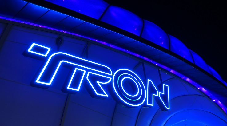 Tron_Lightcycles_Power_Run_28995511554.jpg