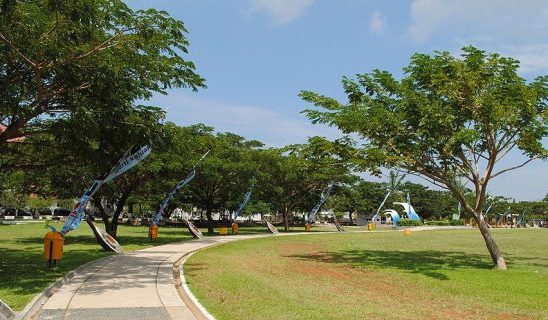 Lapangan Blang Padang Banda Aceh.jpg