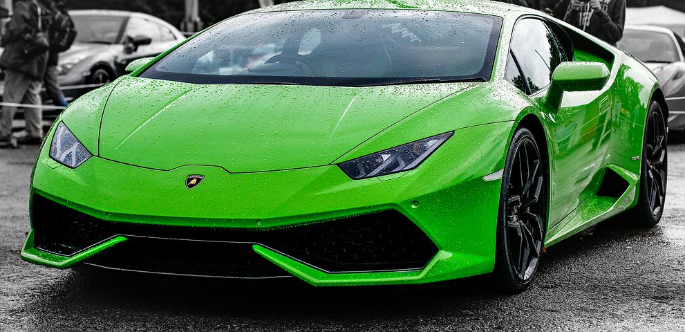 lamborghini-huracan-3080405__480.jpg