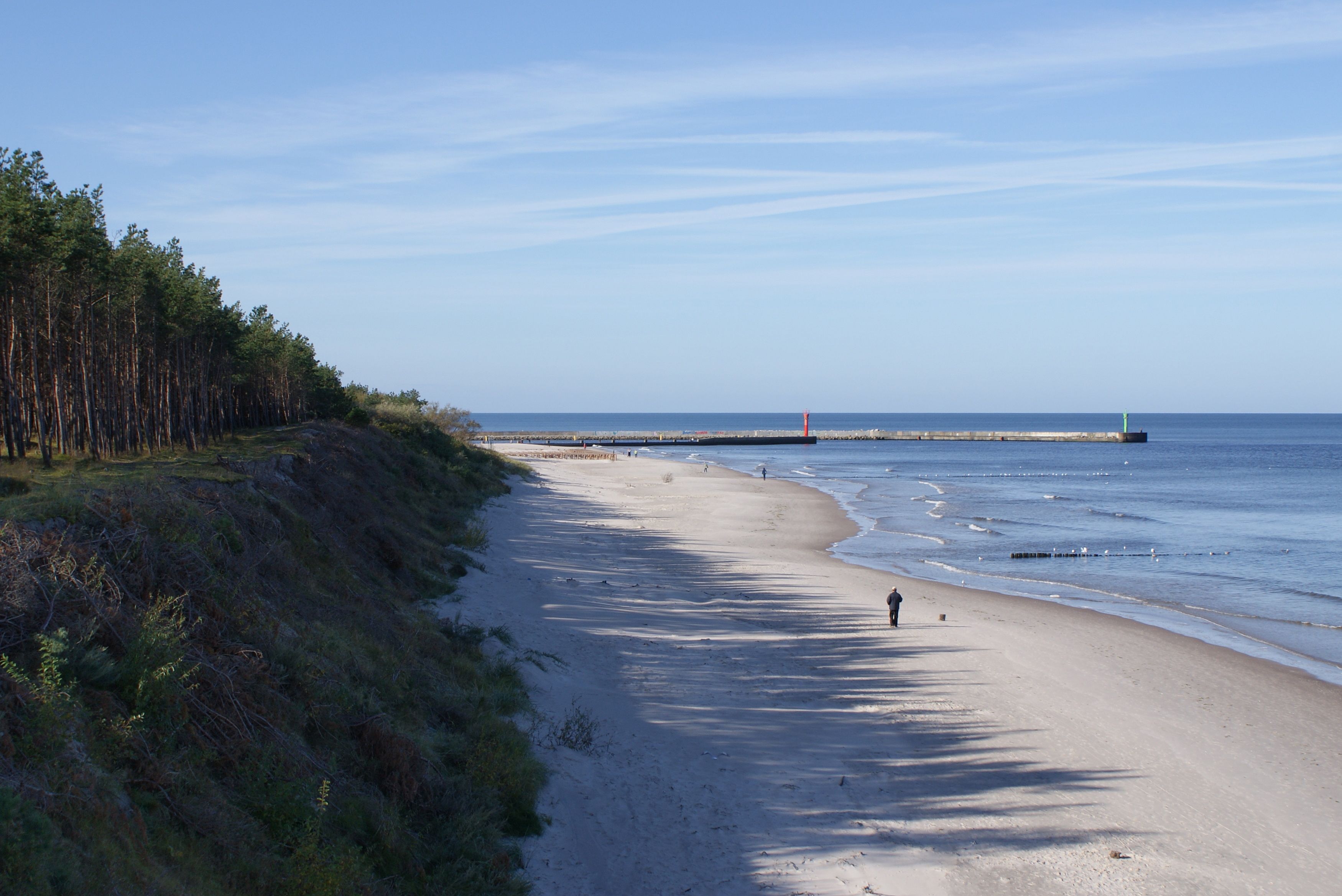 Mrzezyno_east_beach_W_2009-10.jpg