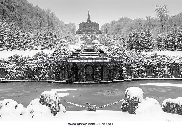 hercules-monument-with-cascades-in-the-snow-unesco-world-cultural-e75xm9.jpg