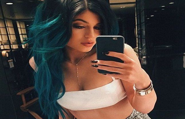 kylie-jenner-55d30b40e3b40_l_835x547.jpg