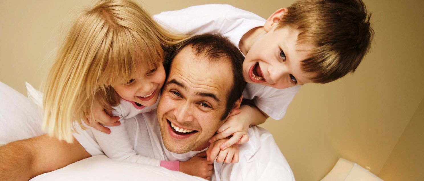 single-dad-with-kids.jpg