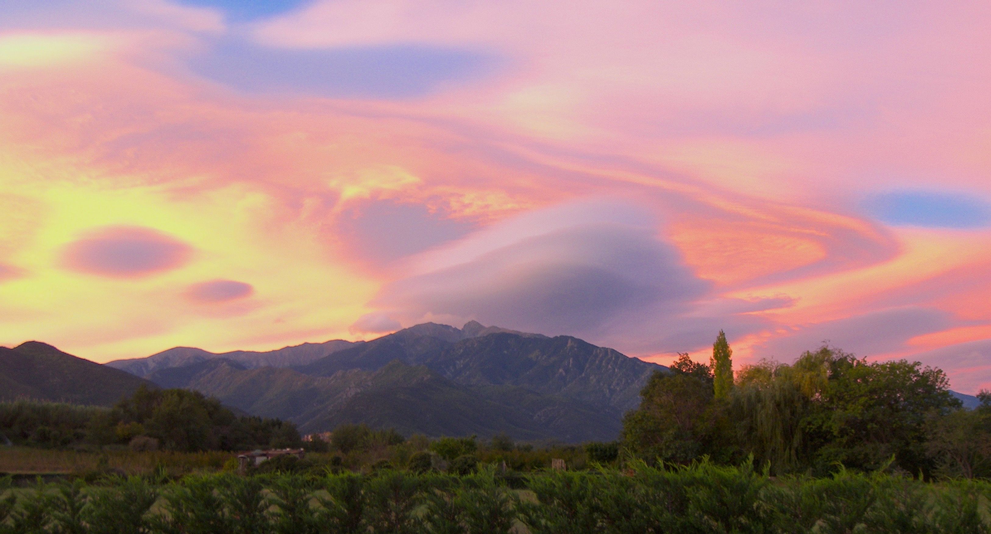 Canigou crazy sunrise.jpg