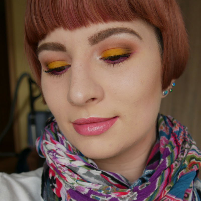 Soft Yellow Eye Makeup - 2- melissavandijkmakeuptutorials.png