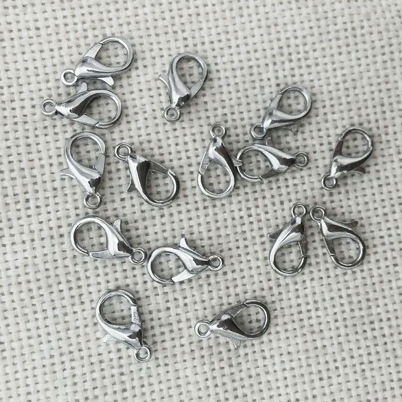 beading hooks.jpg