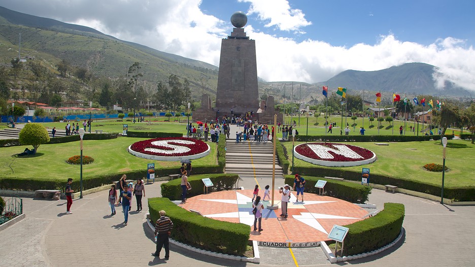 Mitad-Del-Mundo-Monument-66262.jpg