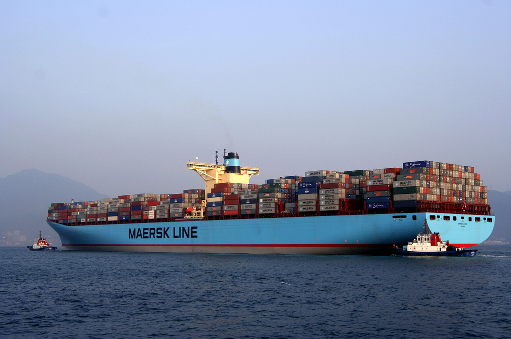 Emma_Maersk_(8782727907).jpg