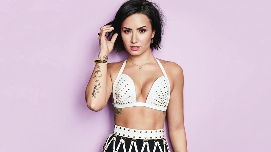 demi-new-album-0519-co.jpg