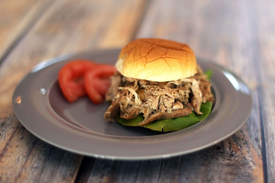 pulled-pork-sliders-on-plate-2k-58d50fbe3df78c5162e86874.jpg