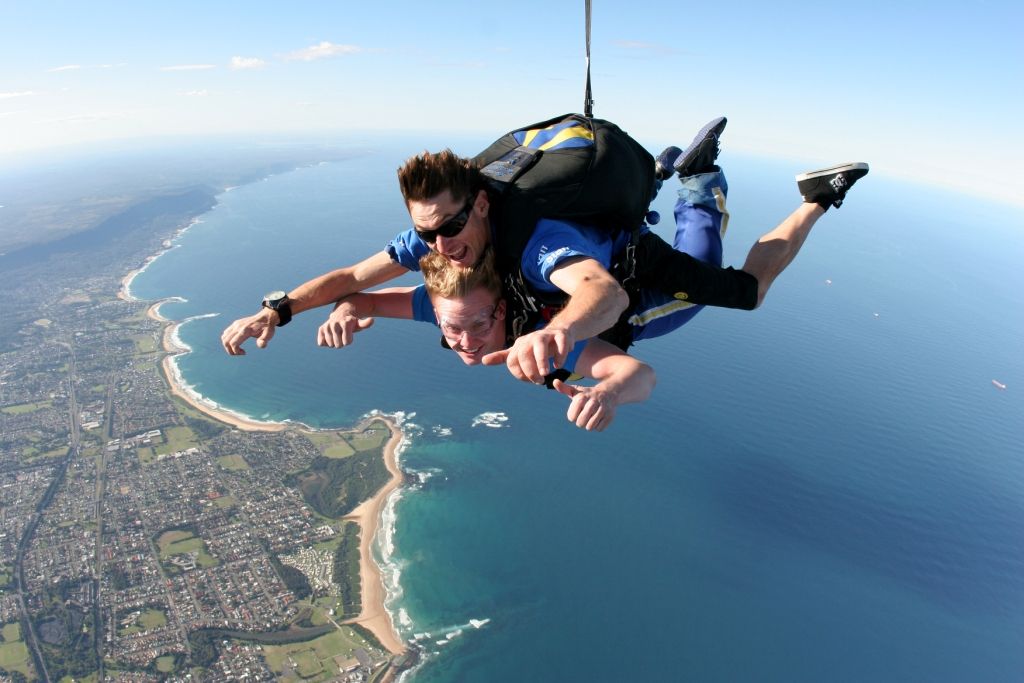 skydive sydney.jpg