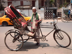 22-53-49-Misir_Ali_rickshaw_puller02.jpg