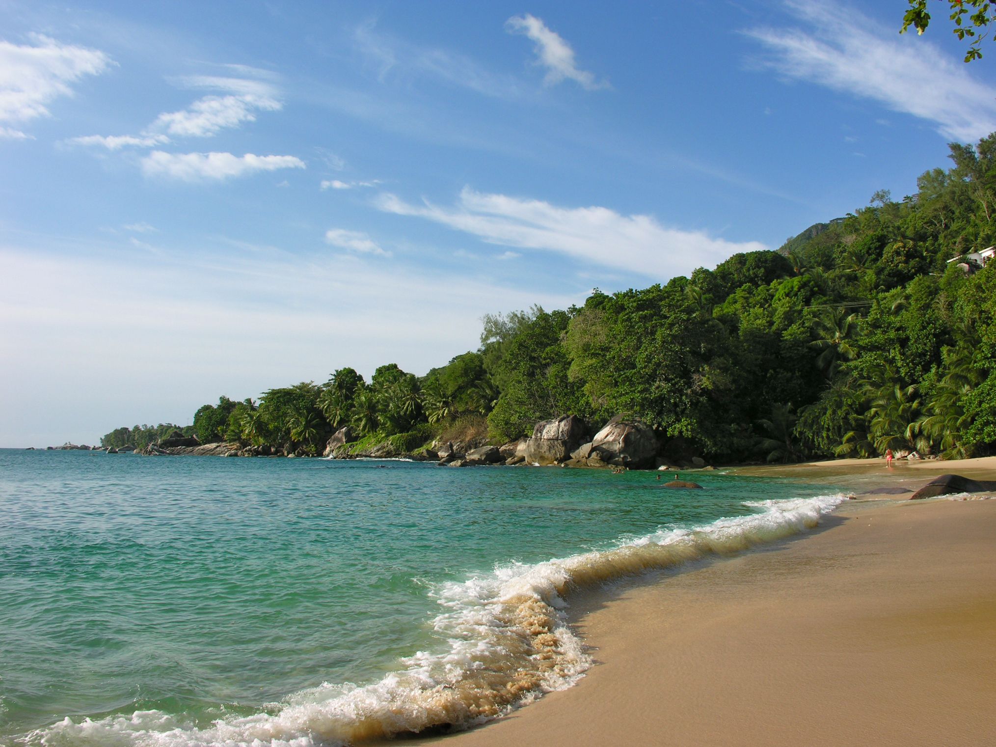 2006-06-23_13-34-02_Seychelles_Beau_Vallon_Beau_Vallon.jpg