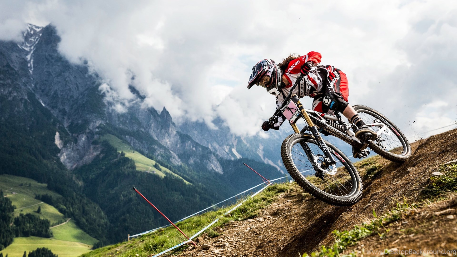 633281_mountain-bike-downhill-wallpapers-hd-free-desktop-backgrounds-2016_3000x2000_h.jpg