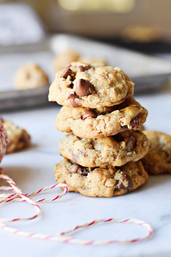 EXTRA-SOFT-OATMEAL-CHOCOLATE-CHIP-COOKIES-3-copy.jpg