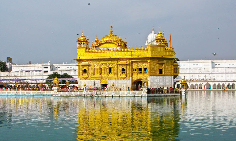 Golden-Temple-Amritsar-1000x600.jpg