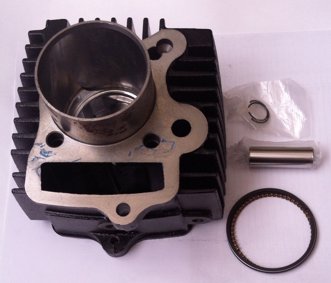 grand-cylinder-block-piston-ring.jpg