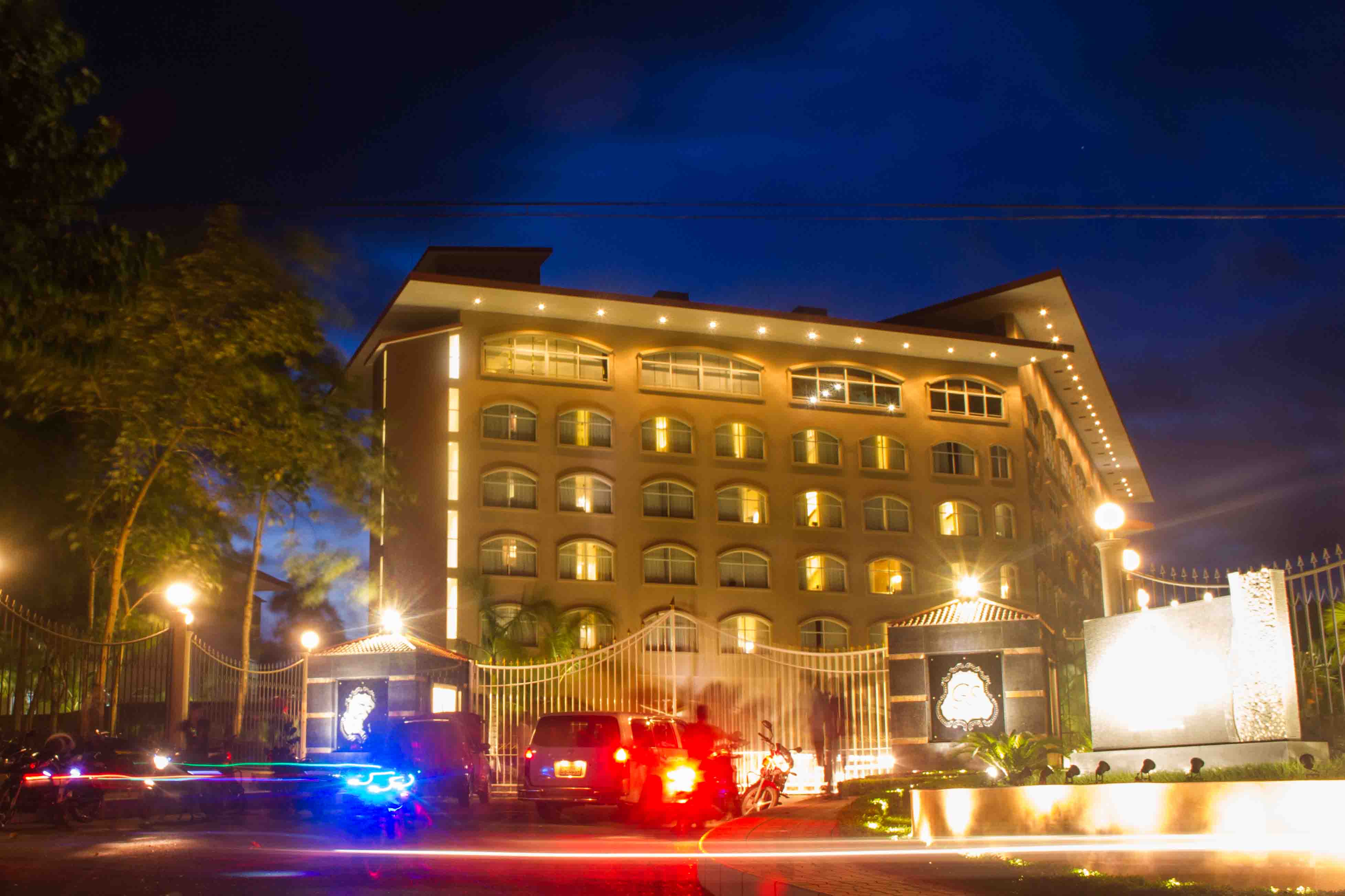 Grand-Sultan-Hotel-Srimangal.jpg