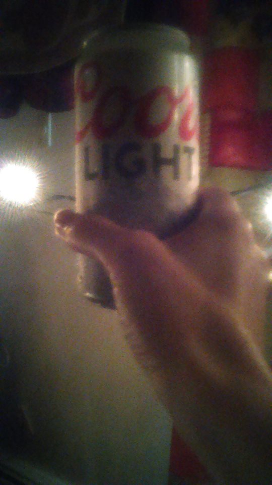 coorslightdrinkingpic.jpg