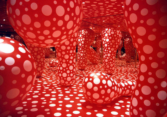 polkadotroom_detail_em.jpg