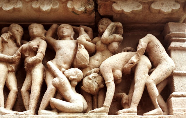 templo-de-lakshmana_detalle-escenas-eroticas-sexo-sexualidad.jpg