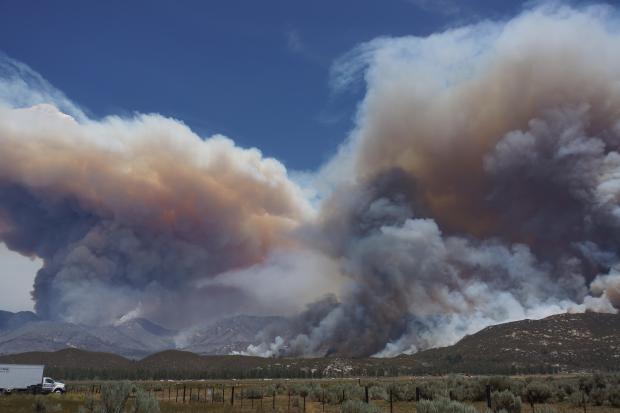 Mountain_Fire_Riverside_California.jpg