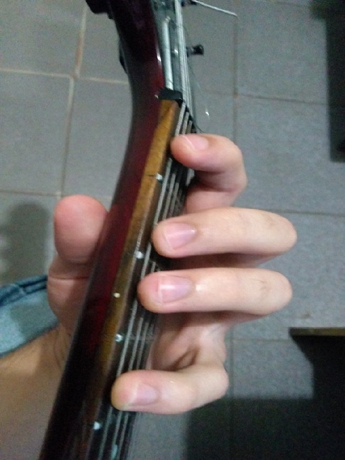 Practica en guitarra.jpg