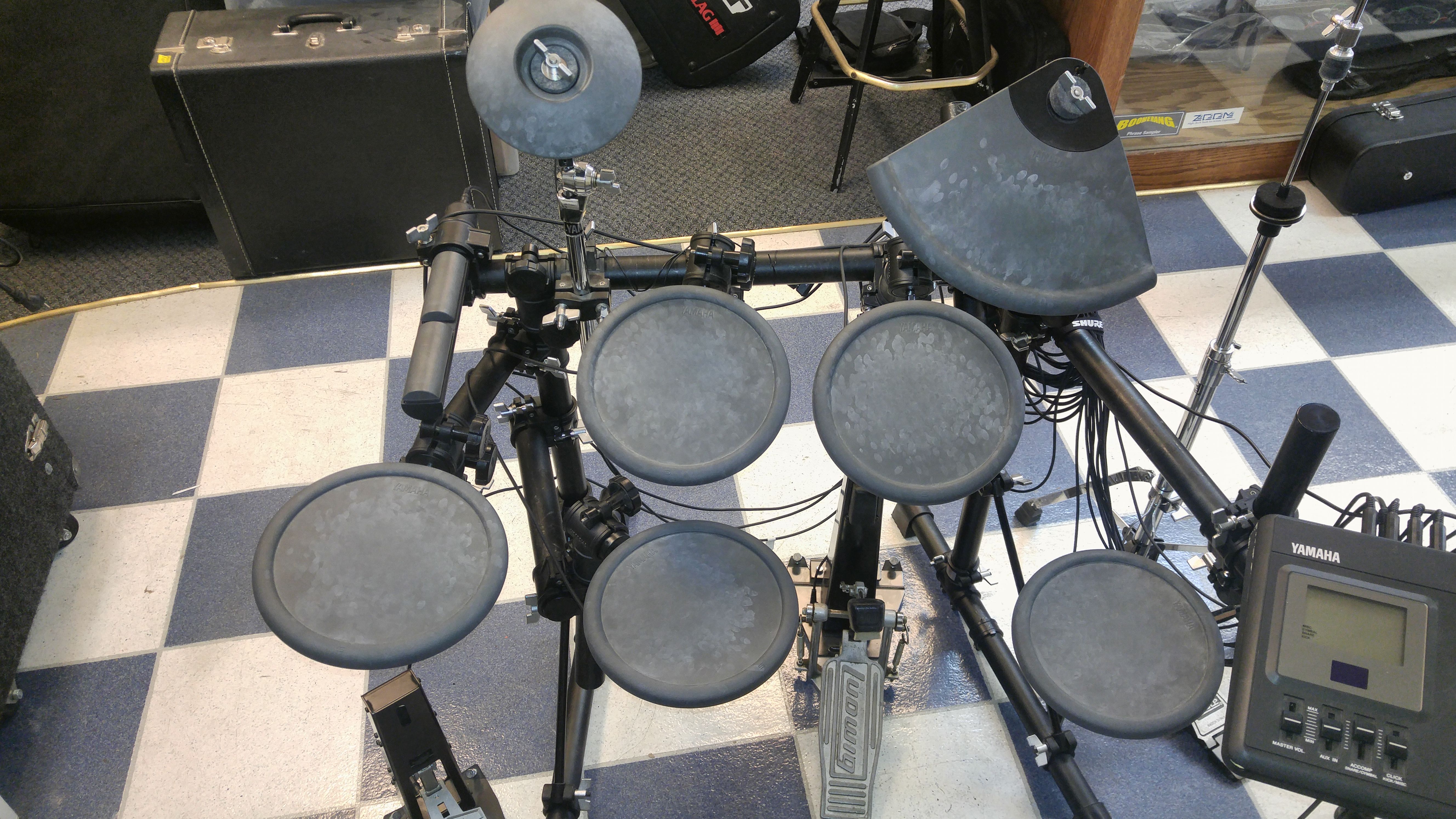 Used Yamaha DTX version 2.0. Formerly used in a recording studio. Now only $350.jpg