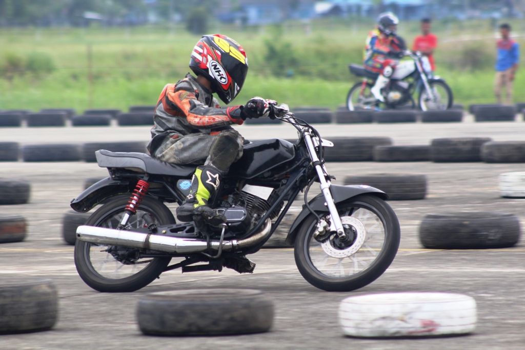 cross1.jpg