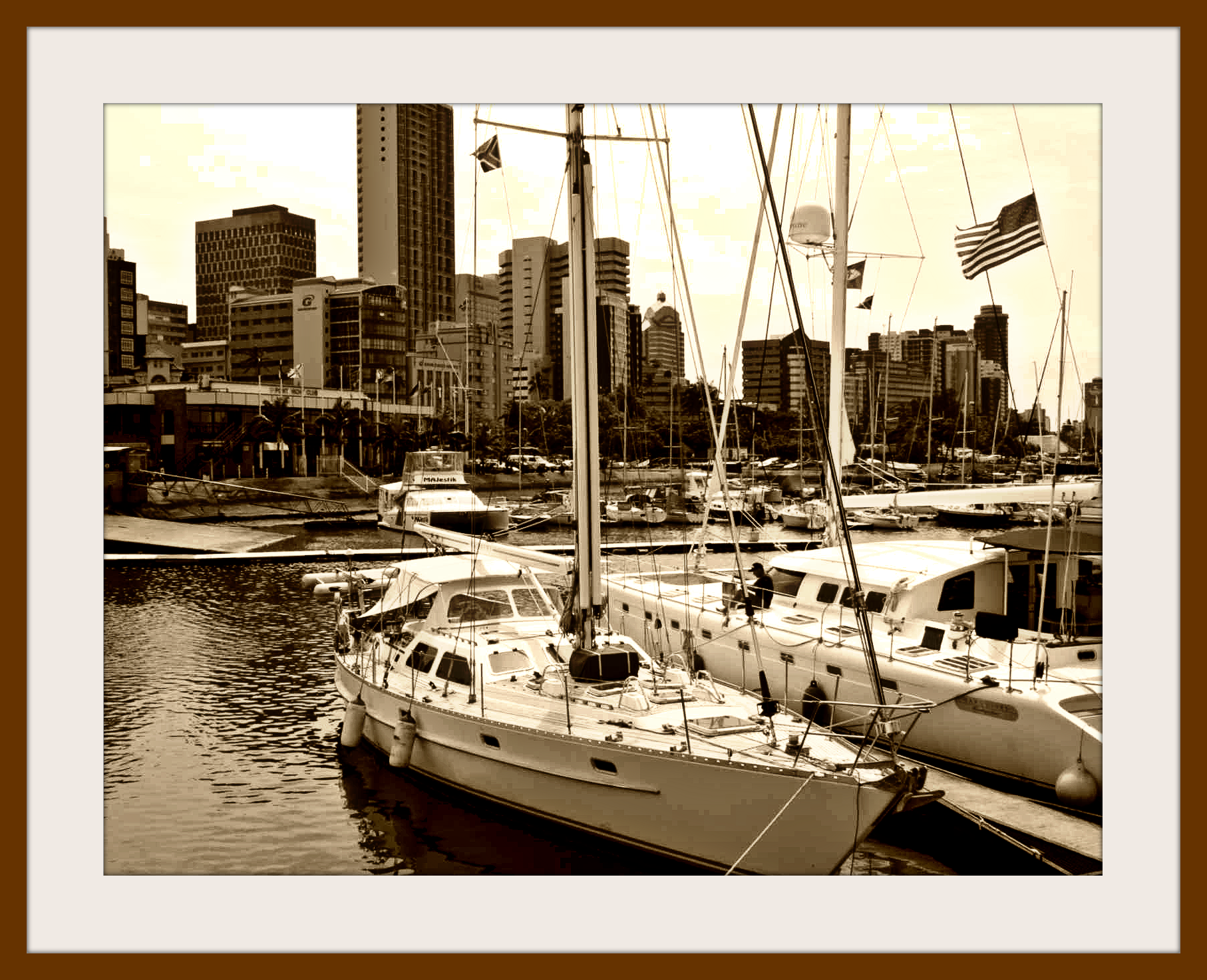 sailing boat mono fr.png