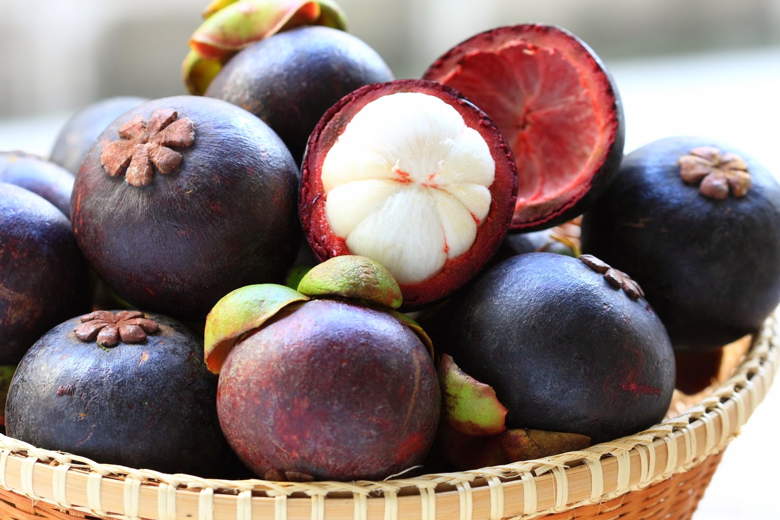 Mangosteen.jpg