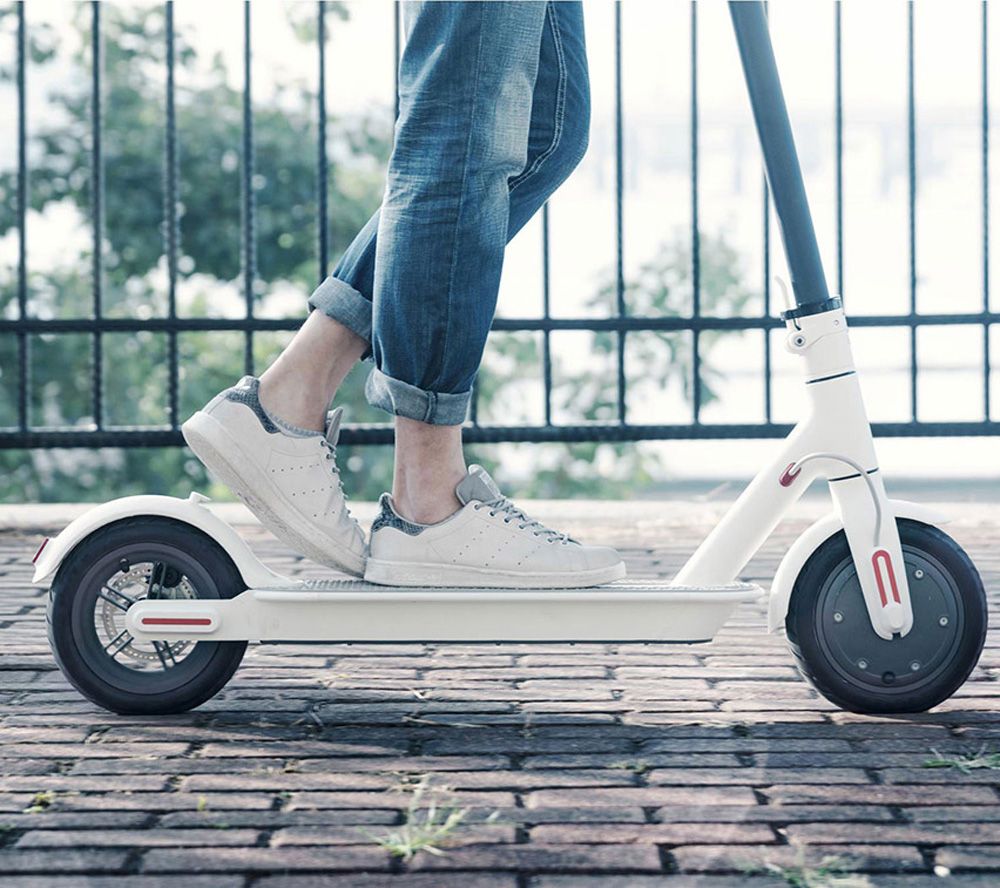 XiaoMi-Mijia-Electric-Scooter_001.jpg