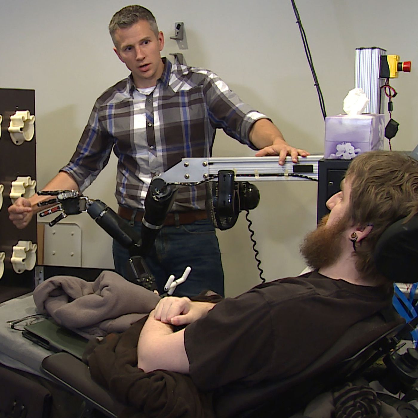 UPMC_Pitt_Rob_Nathan_Fingerdetection_framegrab-crop.0.0.jpg