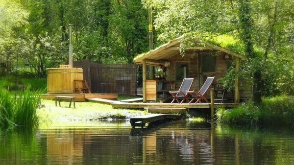 Log Cabin On The Lake Steemit