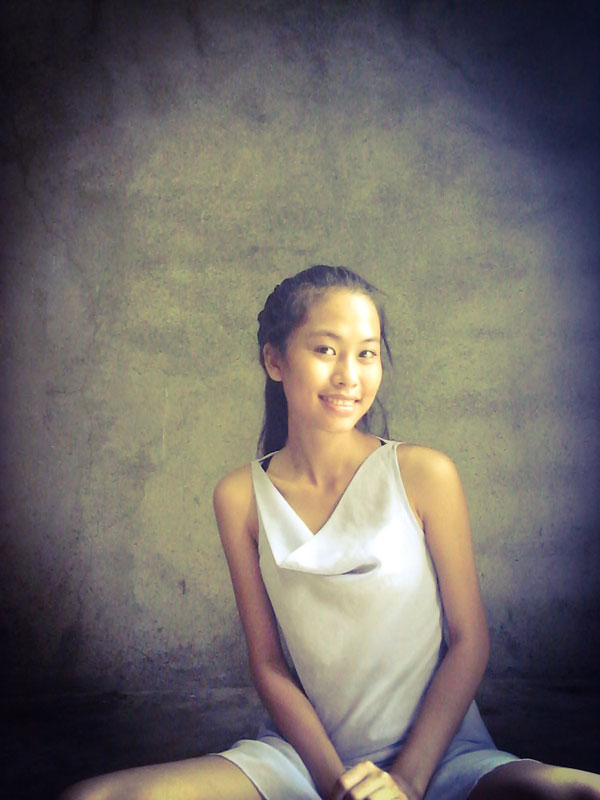 sexysonya witty in white (8).jpg