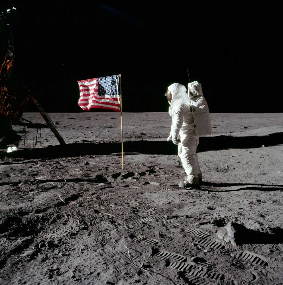 moon-landing-apollo-11-07.jpg