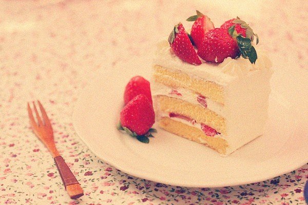 Cake for Strawberry Shortcake 1.jpg