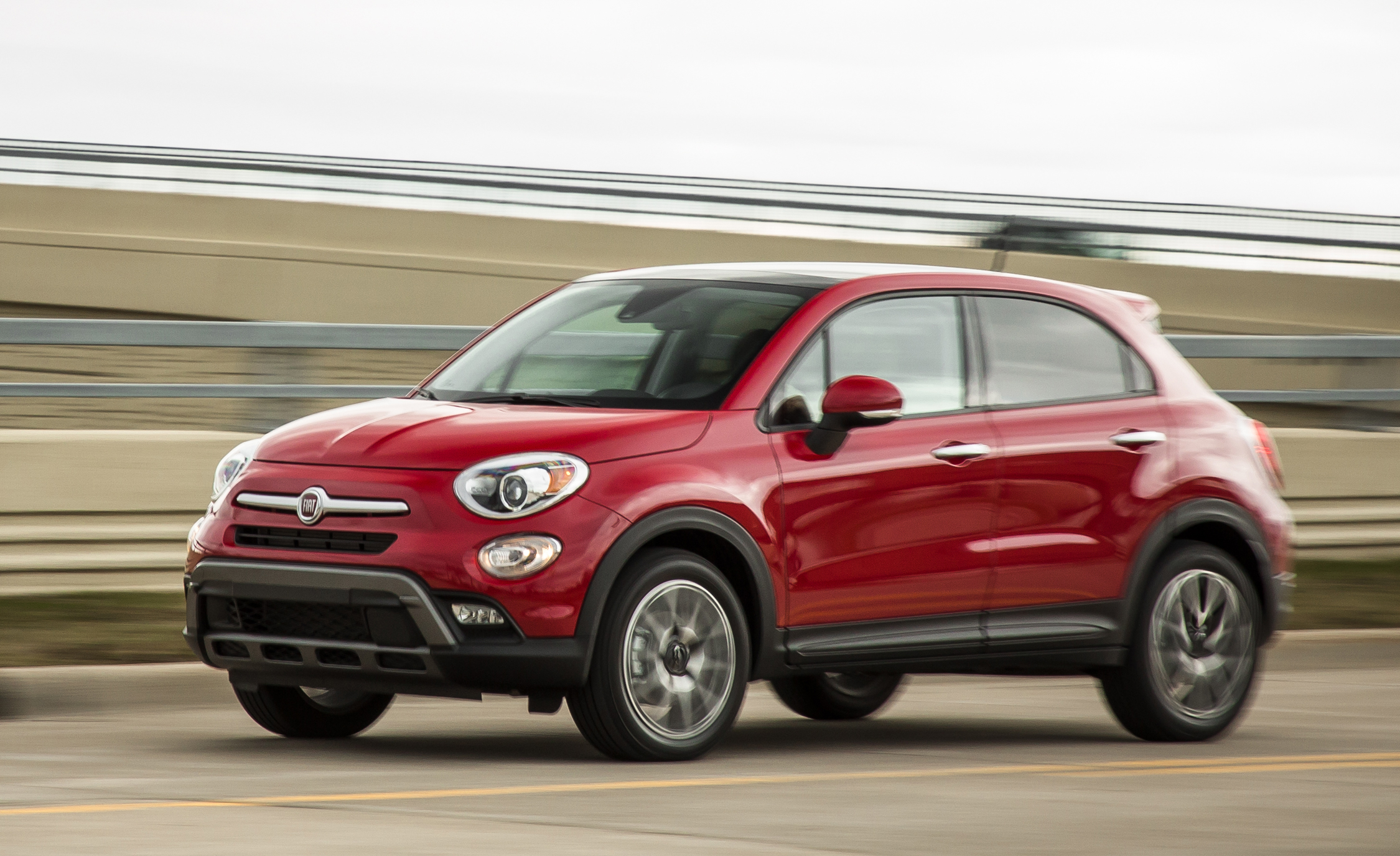 2017-fiat-500x-review-car-and-driver-photo-678786-s-original.jpg