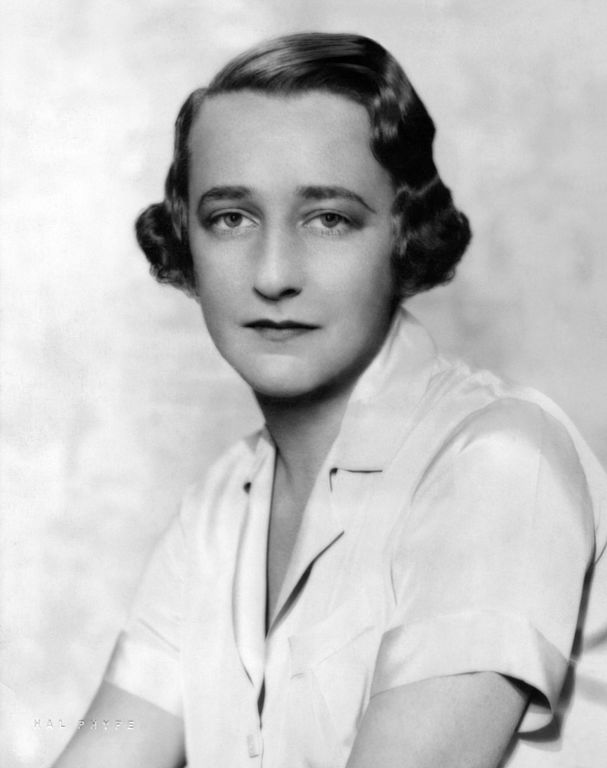 Lillian-Hellman-1935.jpg