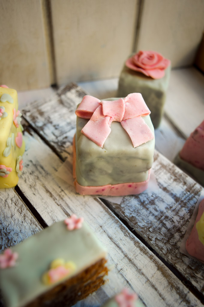All-Natural Marshmallow Fondant + Mini Layer Cakes +.jpg