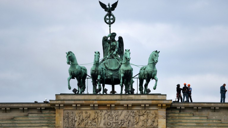 quadriga_377440a-768x432.jpg