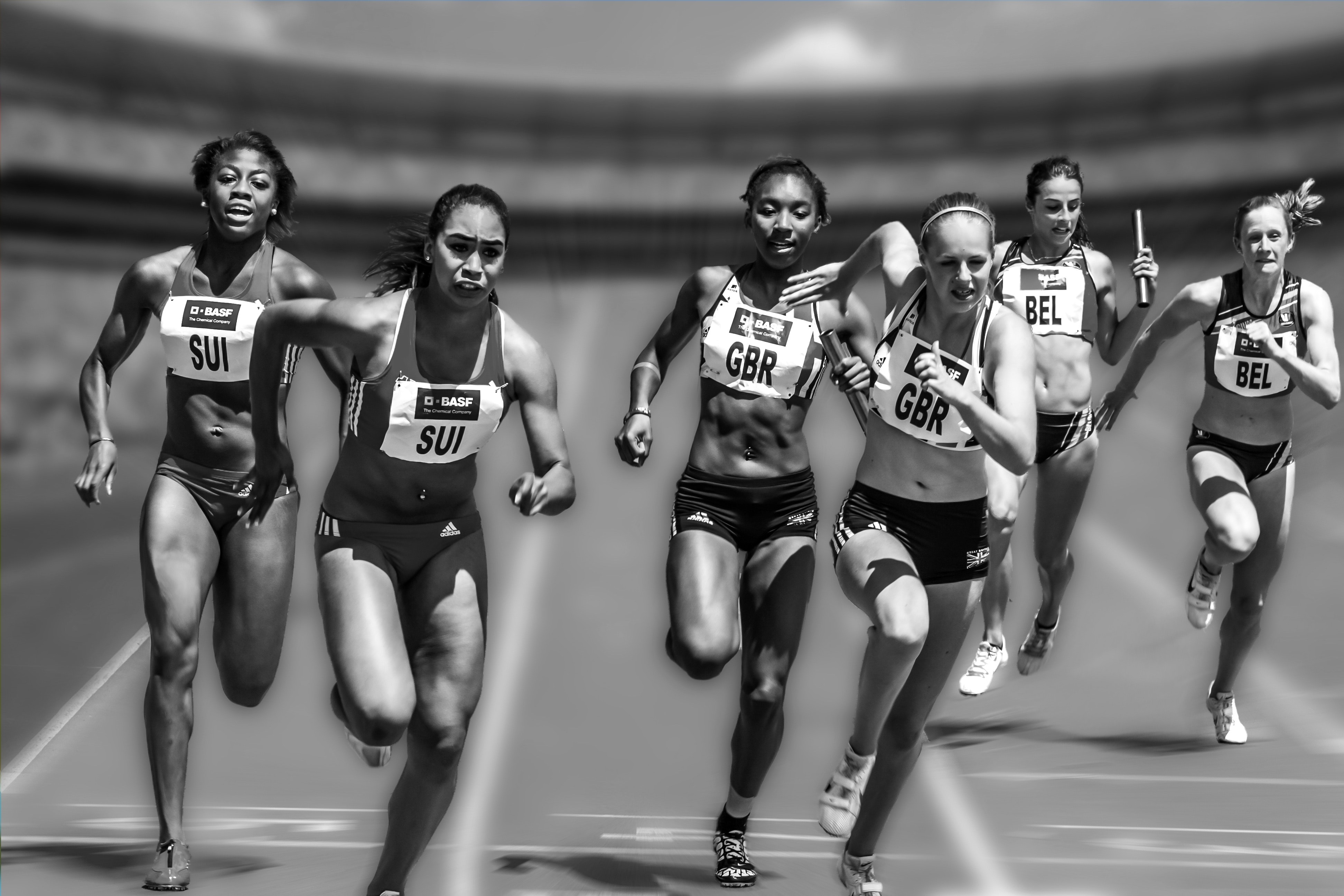 athletes-athletics-black-and-white-33703.jpg