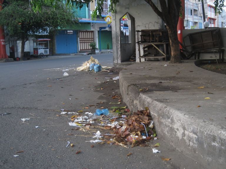 tumpukan sampah 1.JPG