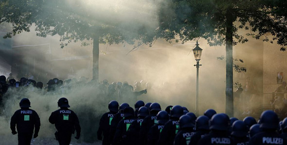 thousands-in-germany-rise-up-against-the-new-world-order-27717.jpg