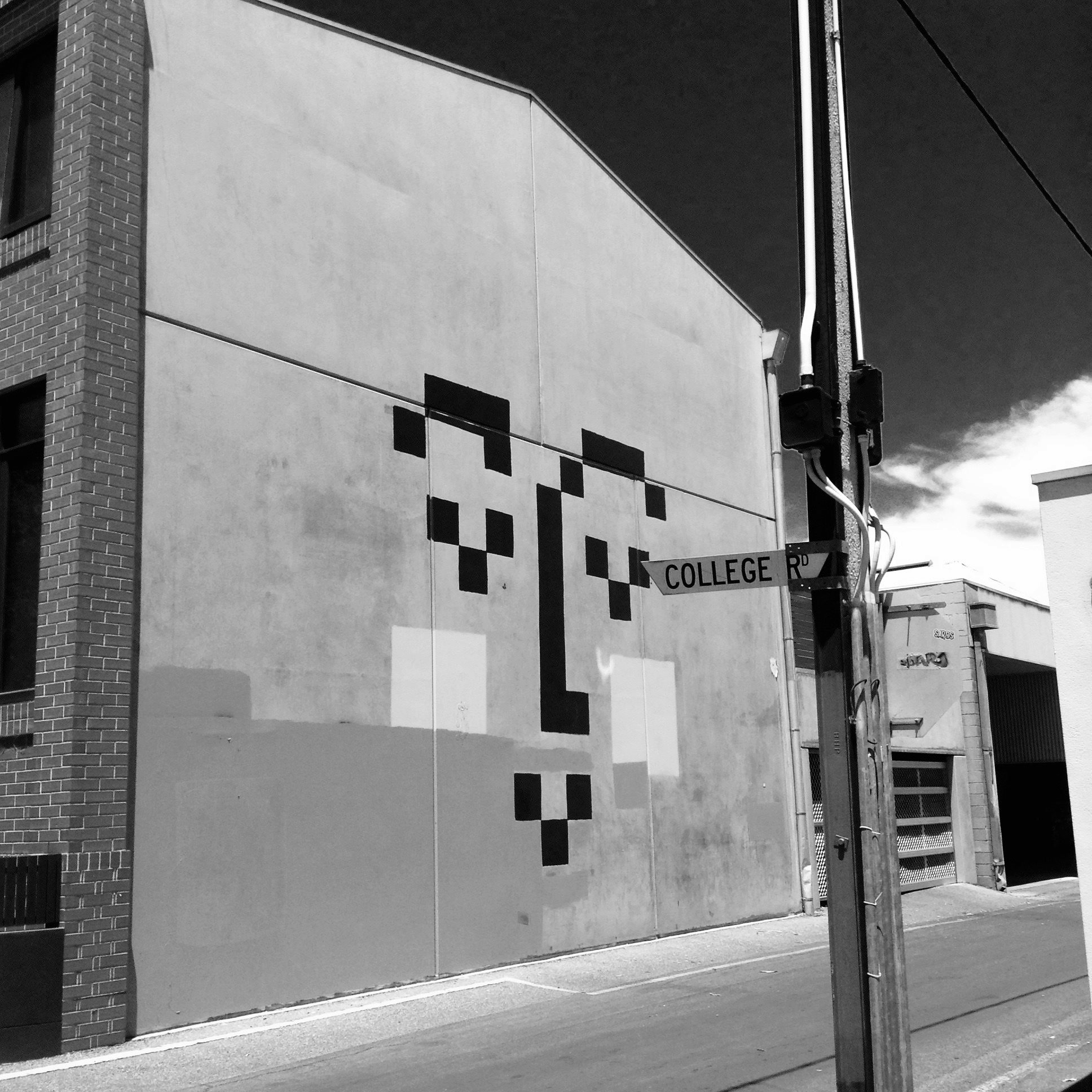 adelaide-street-art-face-off-college-rd.jpg