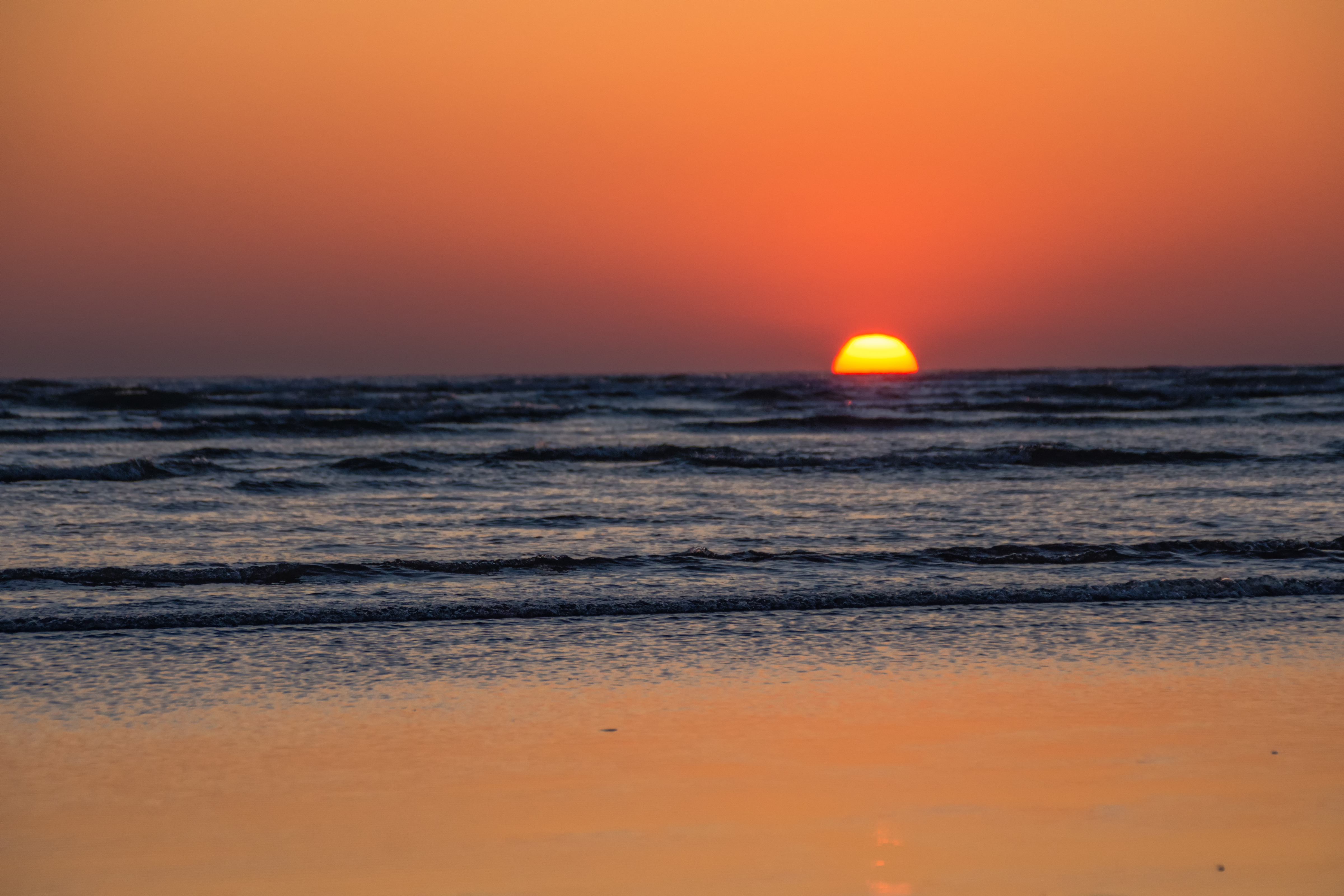 Cefn Sidan Sunset Pembrey 2018 - Steve J Huggett.jpg